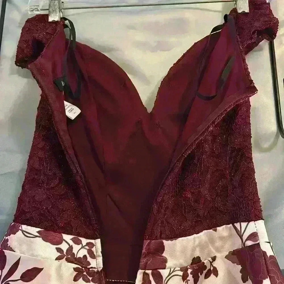 Red and White Floral Formal Knee Length Dress - Picture 5 of 10